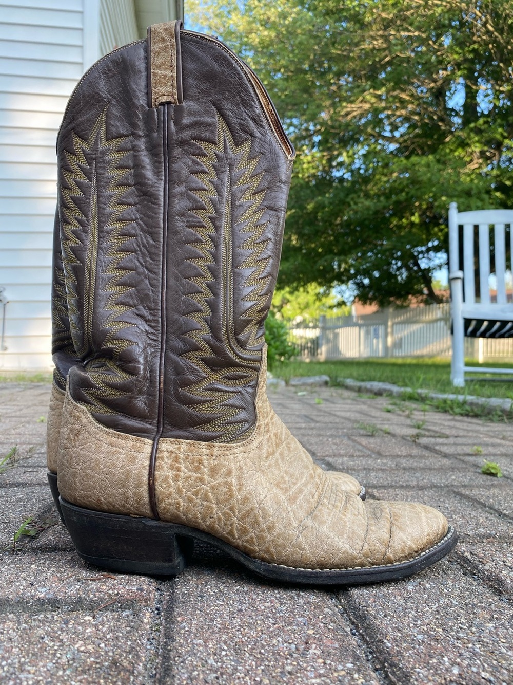 Woman’s Brown Two-Tone Toney Lama Western Cowboy Boots - Classic Pull-On Style